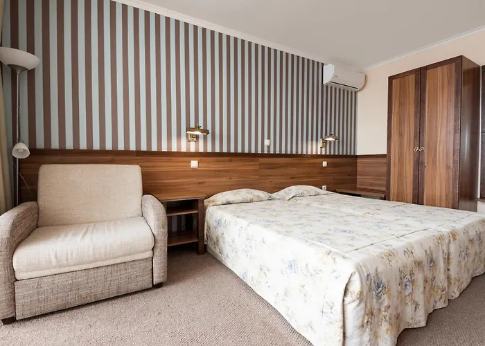 Selena Готель Балчик